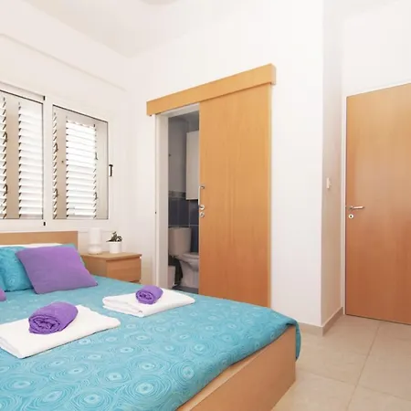 Apolline * Protaras